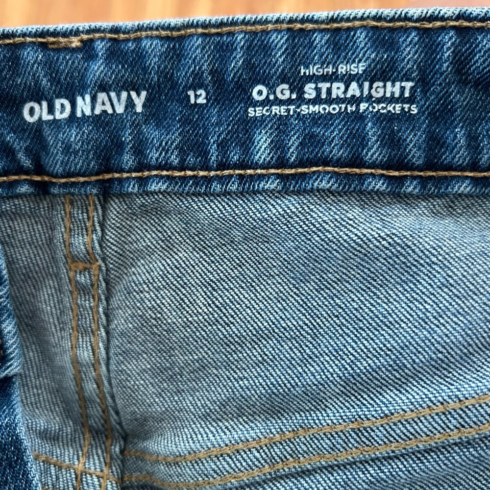 Women’s Old Navy High Rise OG Straight Jeans Shorts. Size 12 - Picture 6 of 6